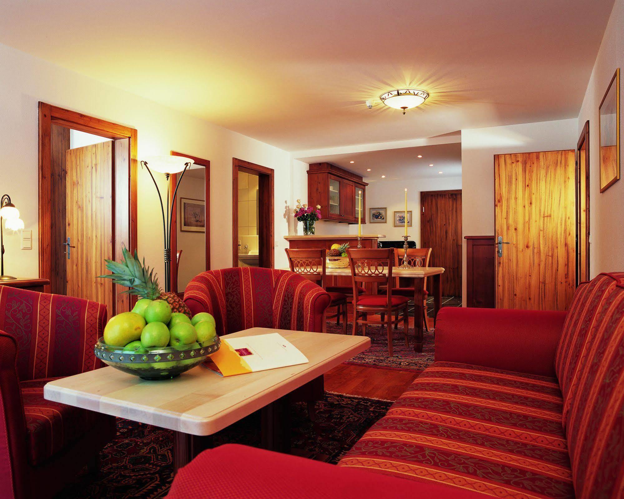 Hotel Hubertus Brixen im Thale Szoba fotó